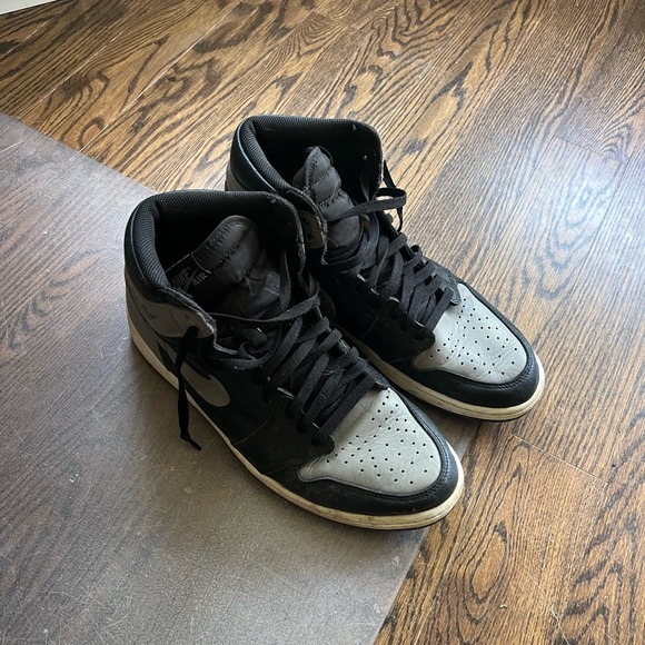 Jordan 1 shadows - Picture 2 of 3